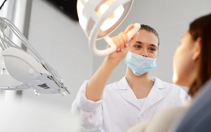 Профессиональная гигиена зубов детям